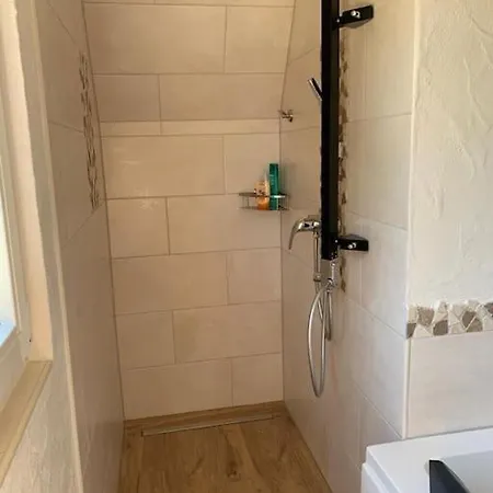 Uber den Dächern: Aussichts-Wohnung mit Rheinblick und Sport-Pool Koblenz  Exterior photo